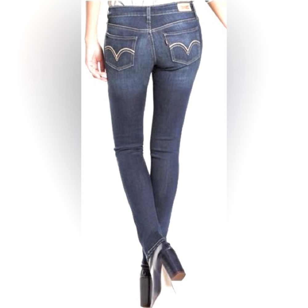 Levi's Dark Blue Skinny Jeans